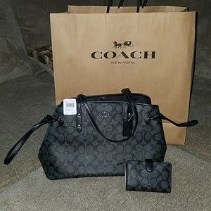 Coach purse and wallet
